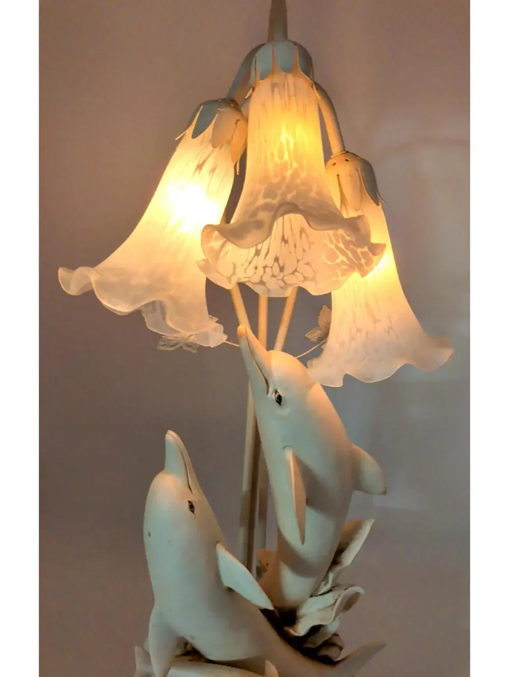 VTG Ceramic Sculpted 3D Dolphins Table Lamp 3 Lights Glass Tulip Shades 30